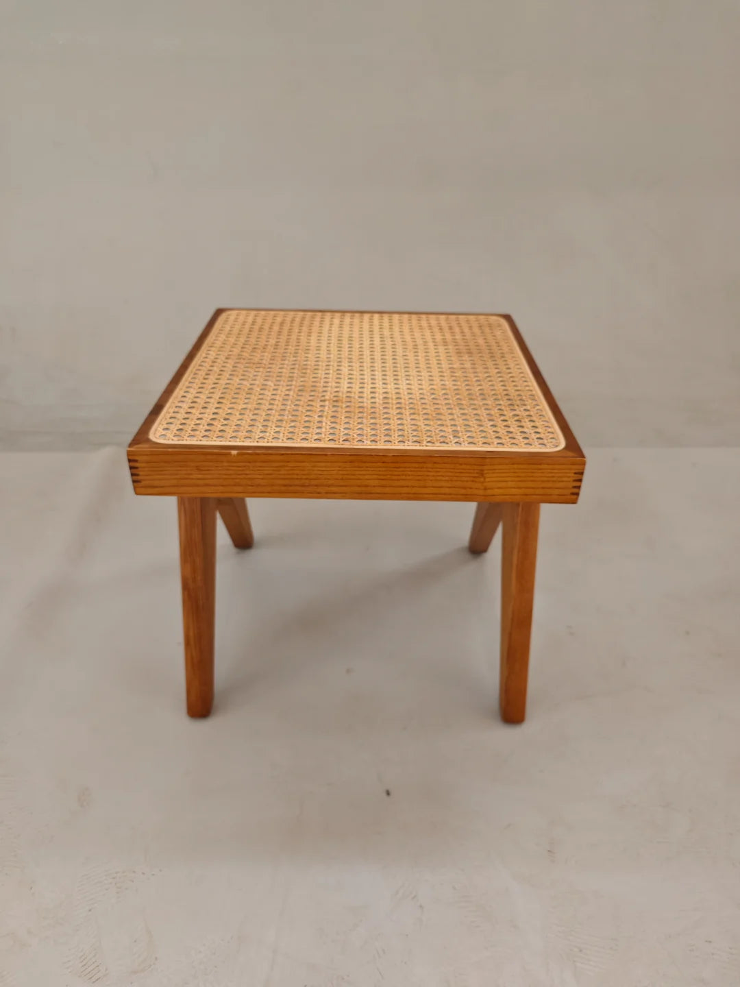 AS09 compact solid wood accent stool