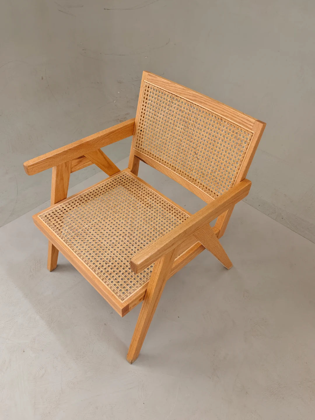 Sculptural Rounded Accent Stool CH37