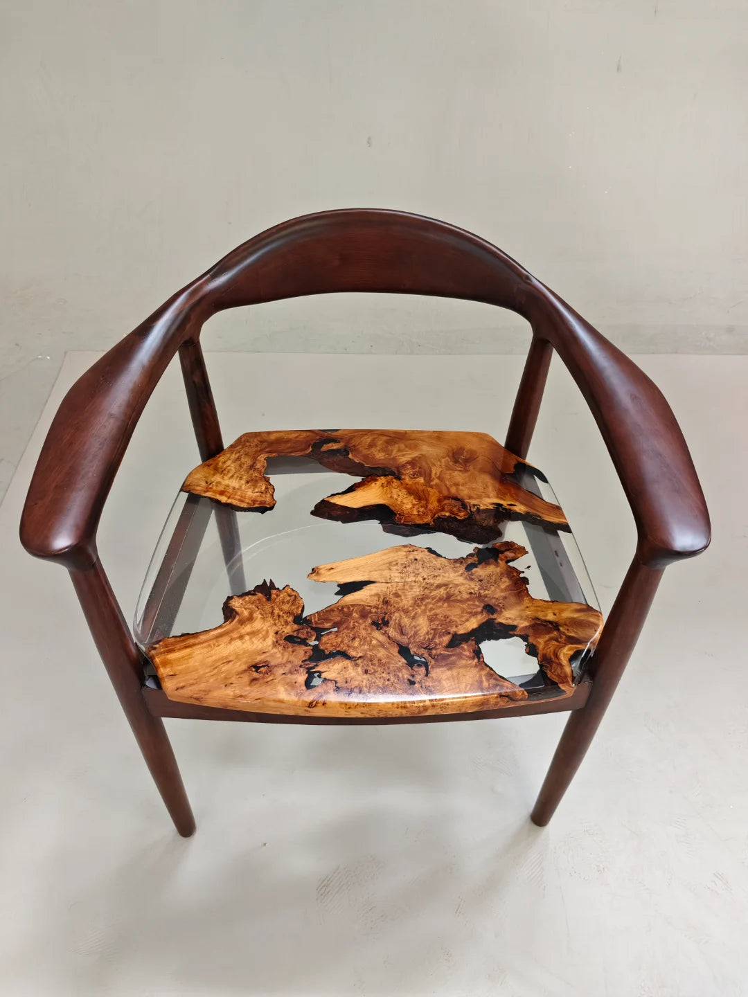 CH25 open frame solid wood armchair