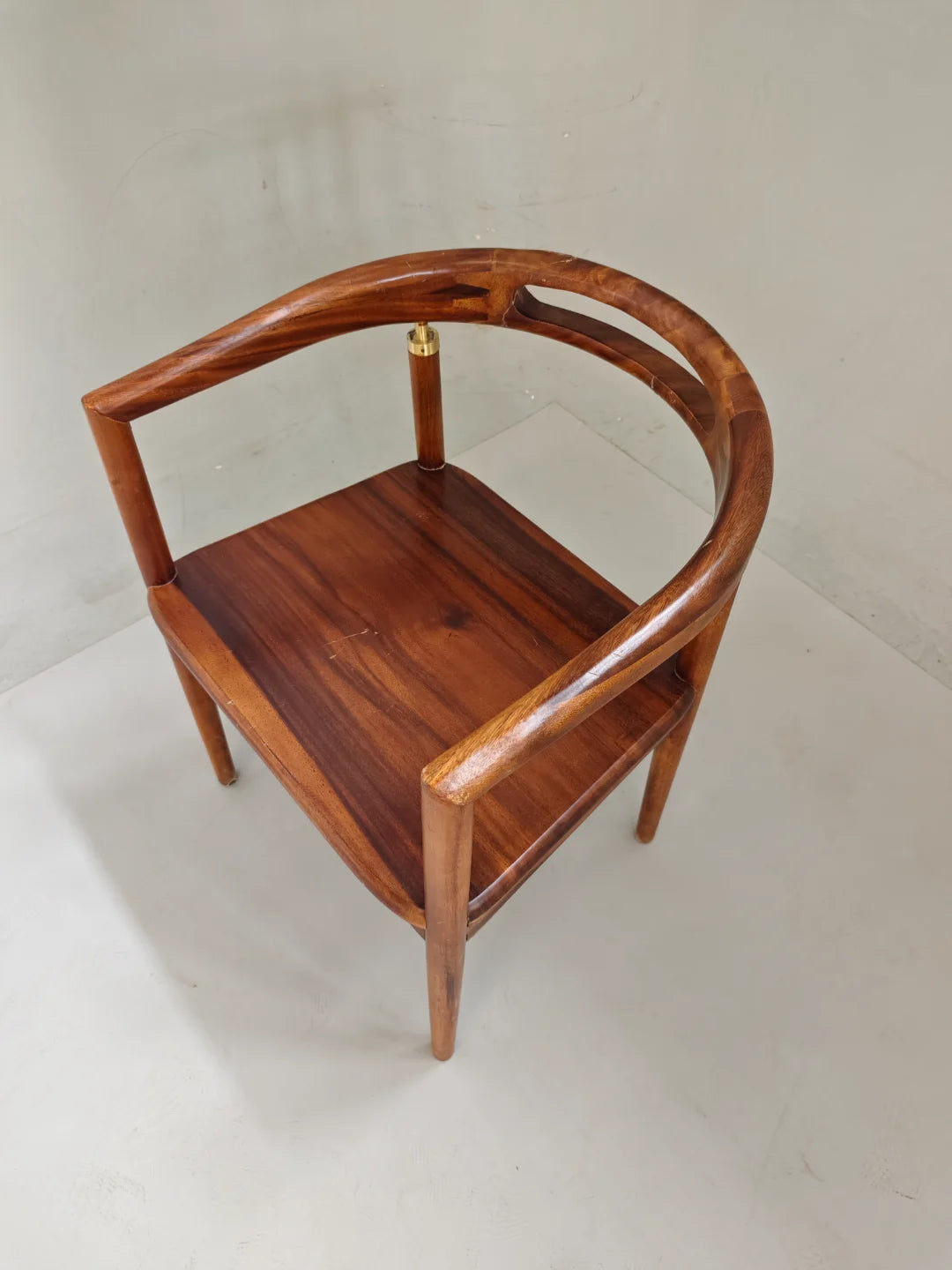 Soft Curve Solid Wood Chair CH29