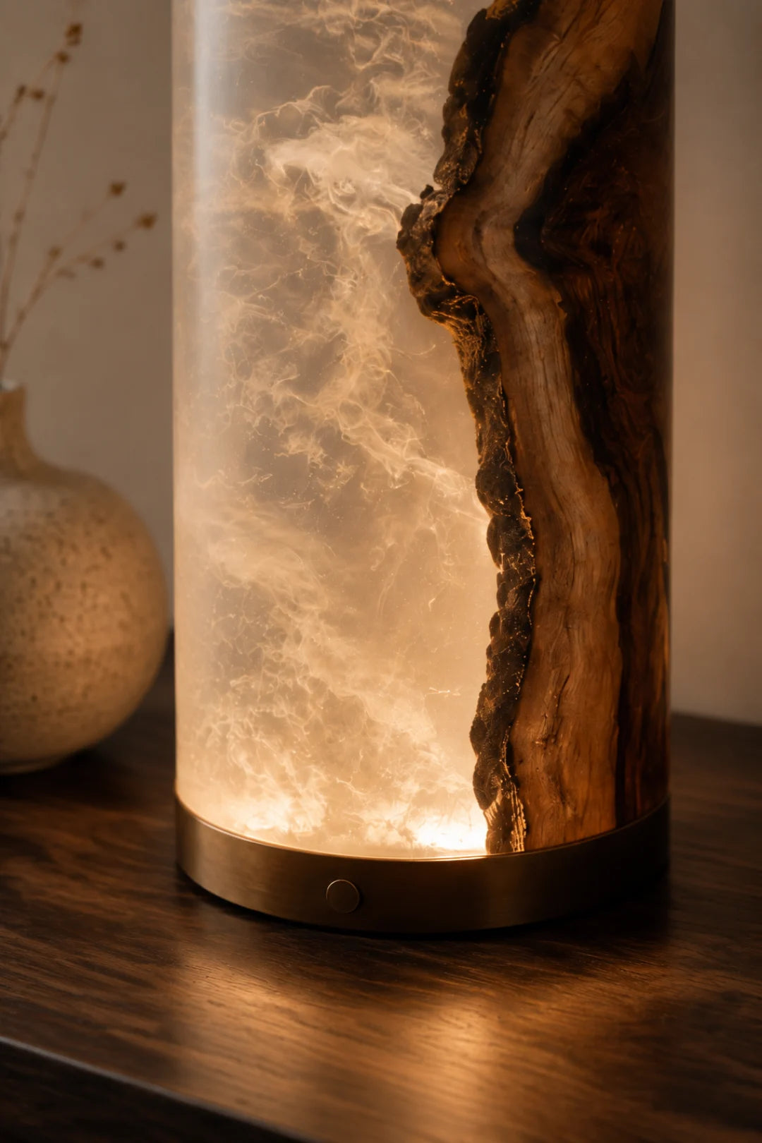 Clear Stone Crystal Clear Epoxy Table Lamp LP06