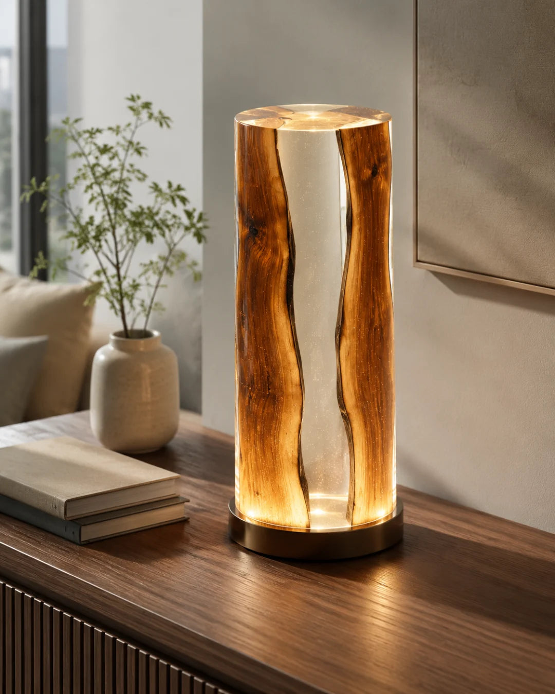 Amber Split Clear Amber Epoxy Table Lamp LP08