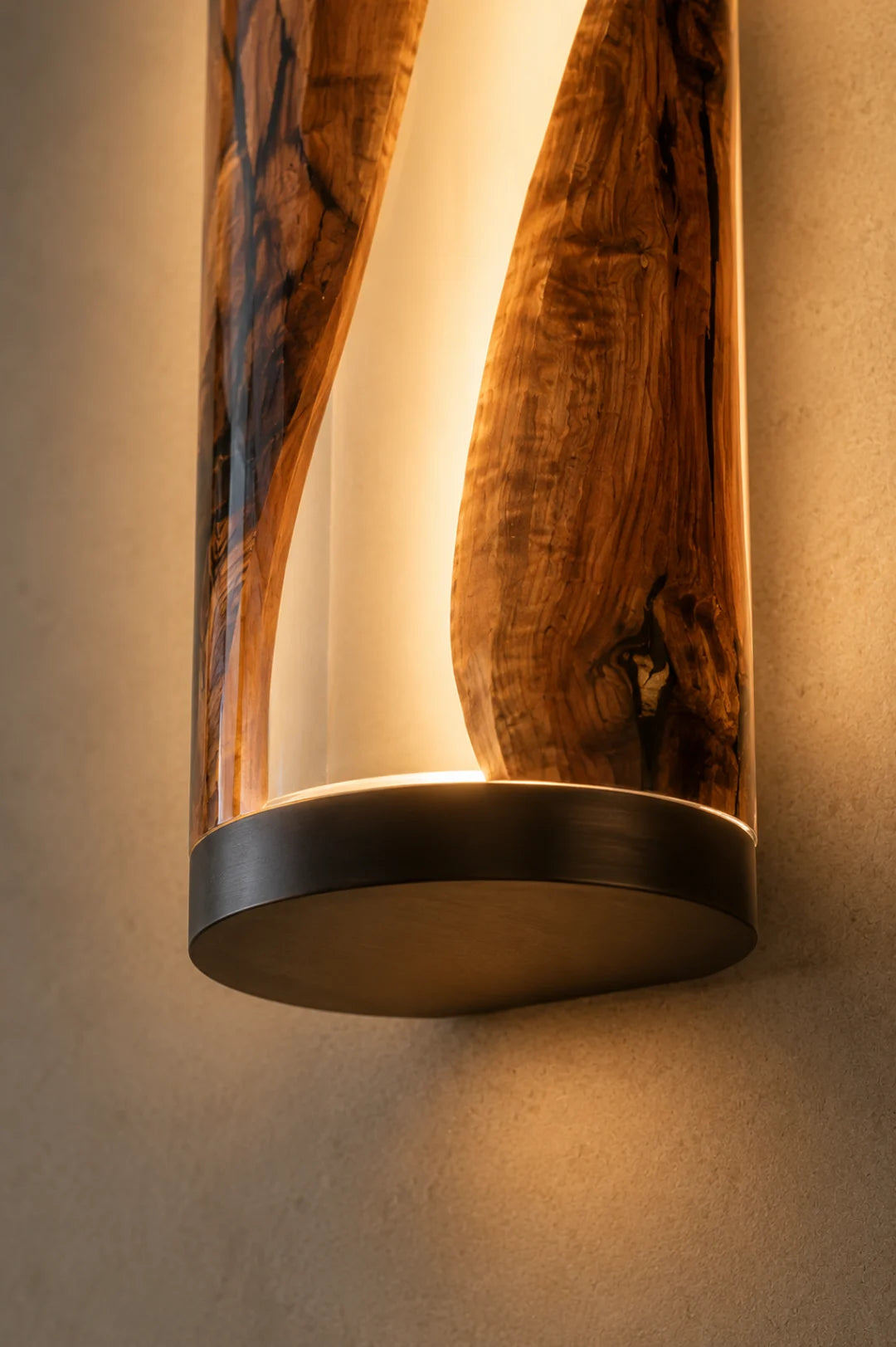 Ivory Twist Pearl White and Clear Amber Epoxy Wall Lamp LP10