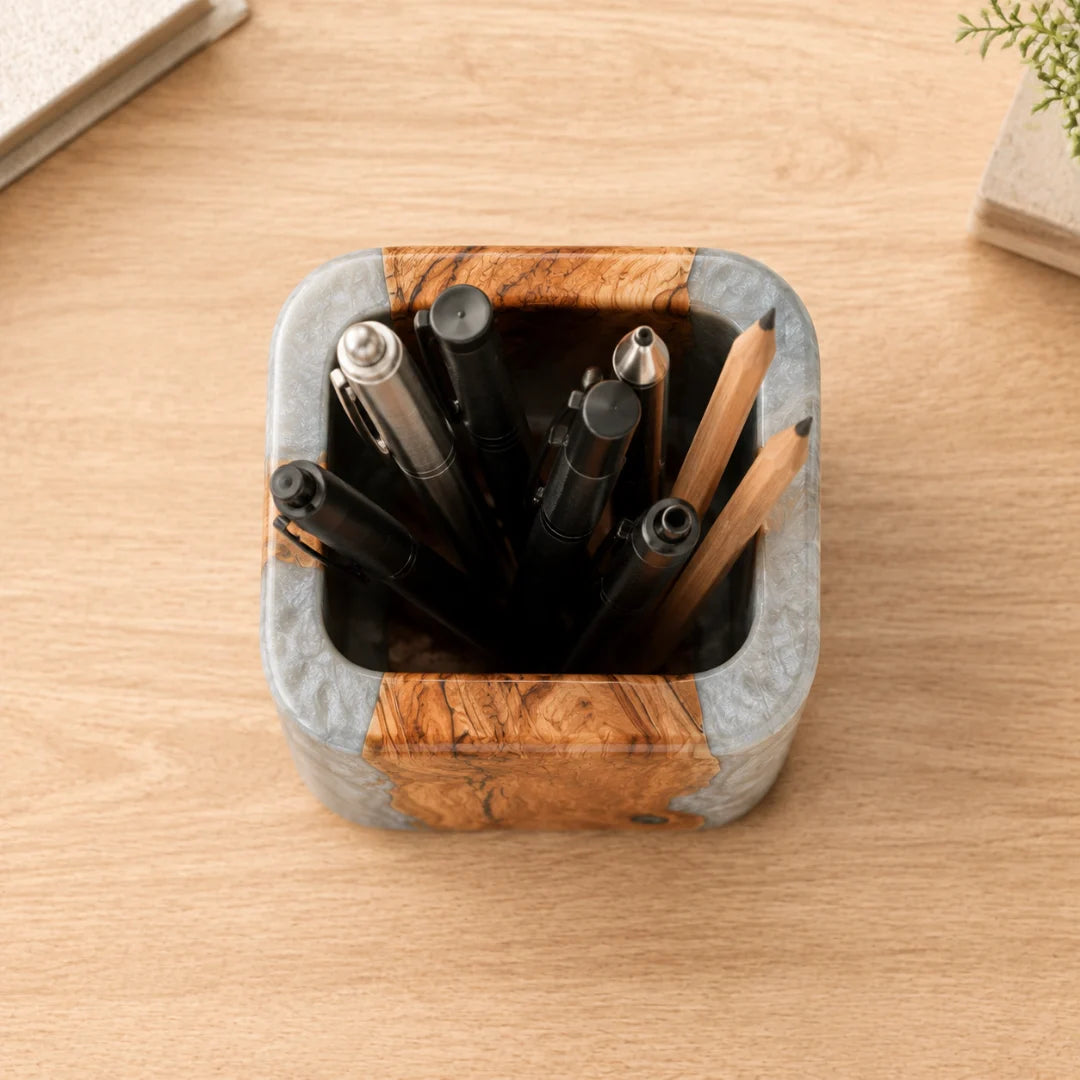 Silver Field Silver Gray Epoxy Pen Holder PH02