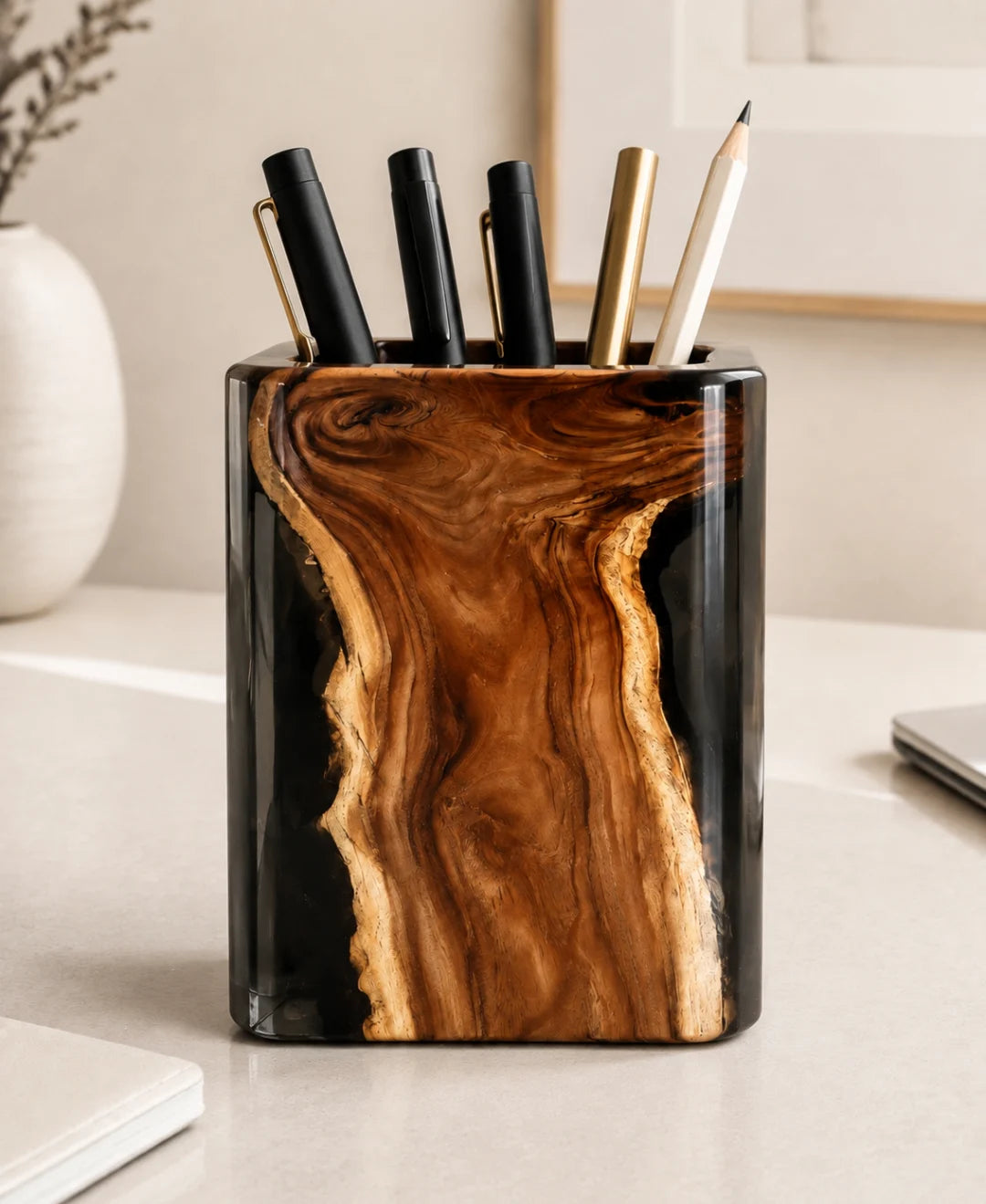 Midnight Frame Jet Black Epoxy Pen Holder PH04