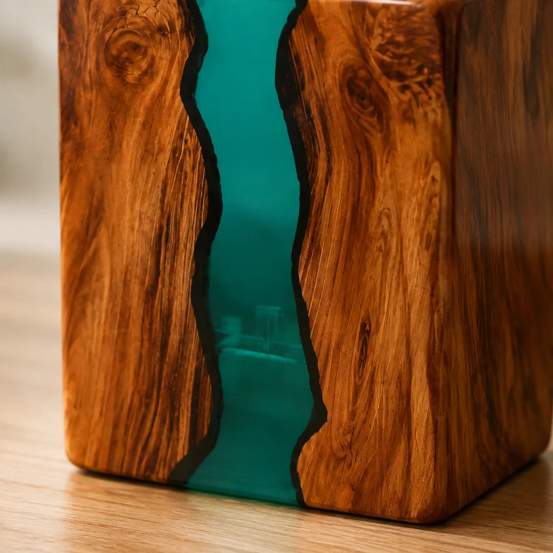 Emerald Cut Emerald Green Epoxy Pen Holder PH07