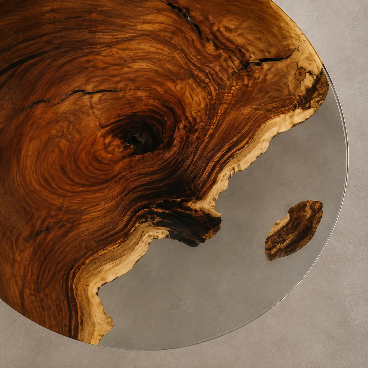 Natural Arc Clear Epoxy Walnut Round Dining Table RT20